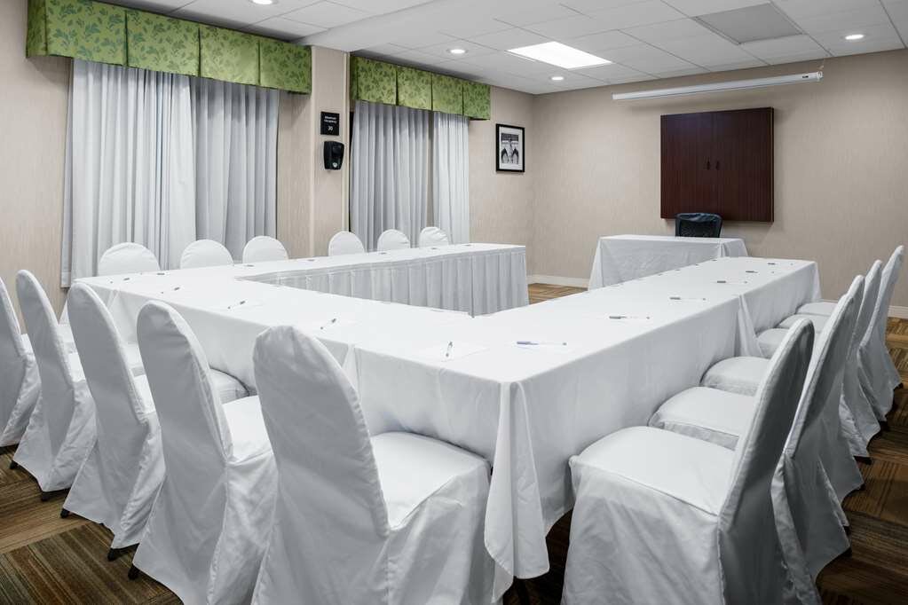 Фото Hampton Inn Miami Dadeland