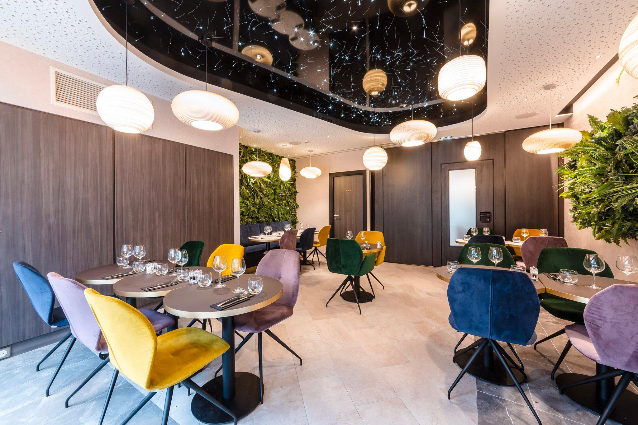 Фото Voco Strasbourg Centre The Garden, an Ihg Hotel