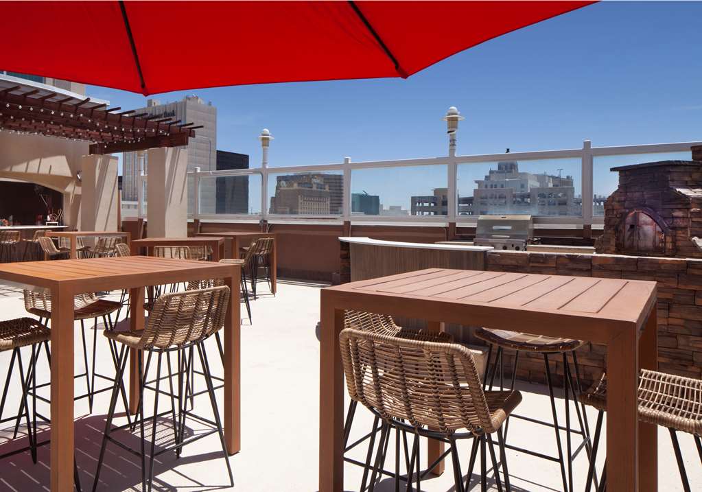 Фото DoubleTree by Hilton El Paso Downtown