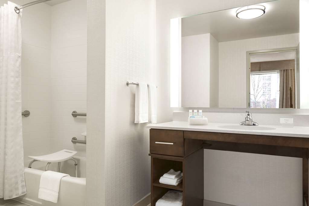 Фото Homewood Suites by Hilton Arlington Rosslyn Key Bridge