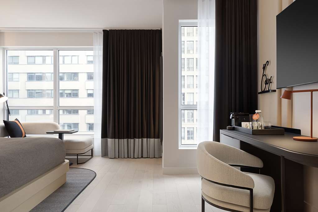 Фото Canopy by Hilton Toronto Yorkville