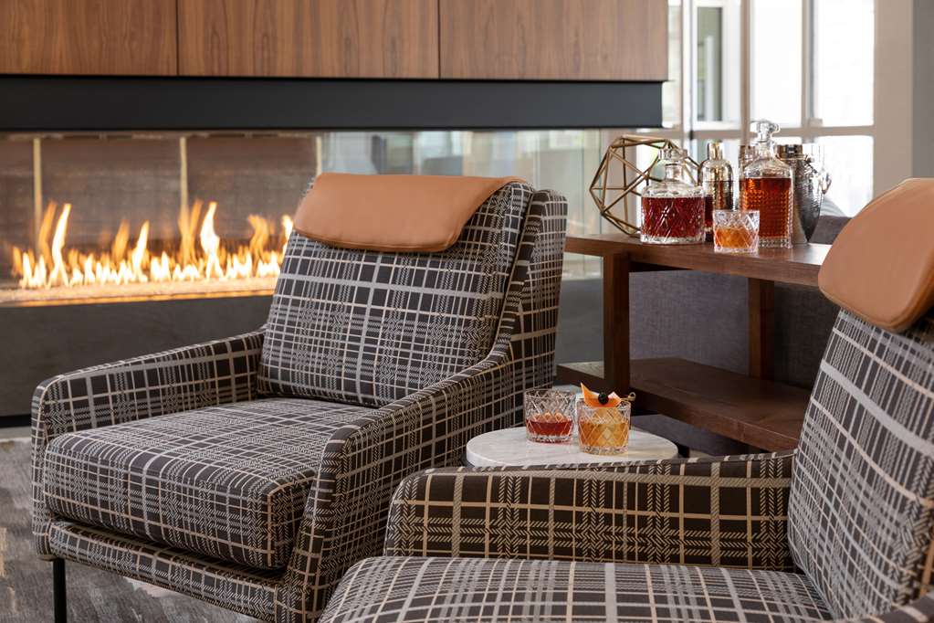 Фото The Slate Denver, Tapestry Collection by Hilton