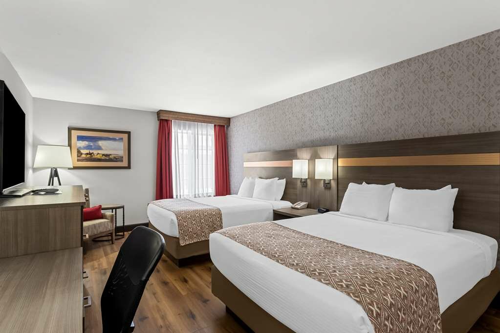 Фото Best Western Moriarty Heritage Inn