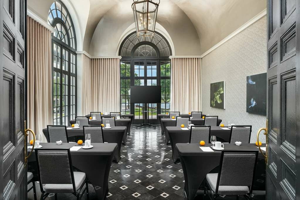 Фото The Terrace Hotel Lakeland, Tapestry Collection by Hilton