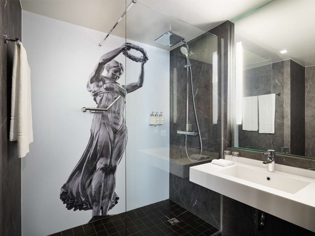 Фото Park Inn by Radisson Luxembourg City