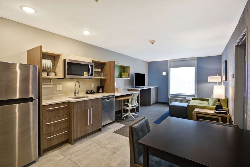 Фото Home2 Suites by Hilton Grand Rapids North