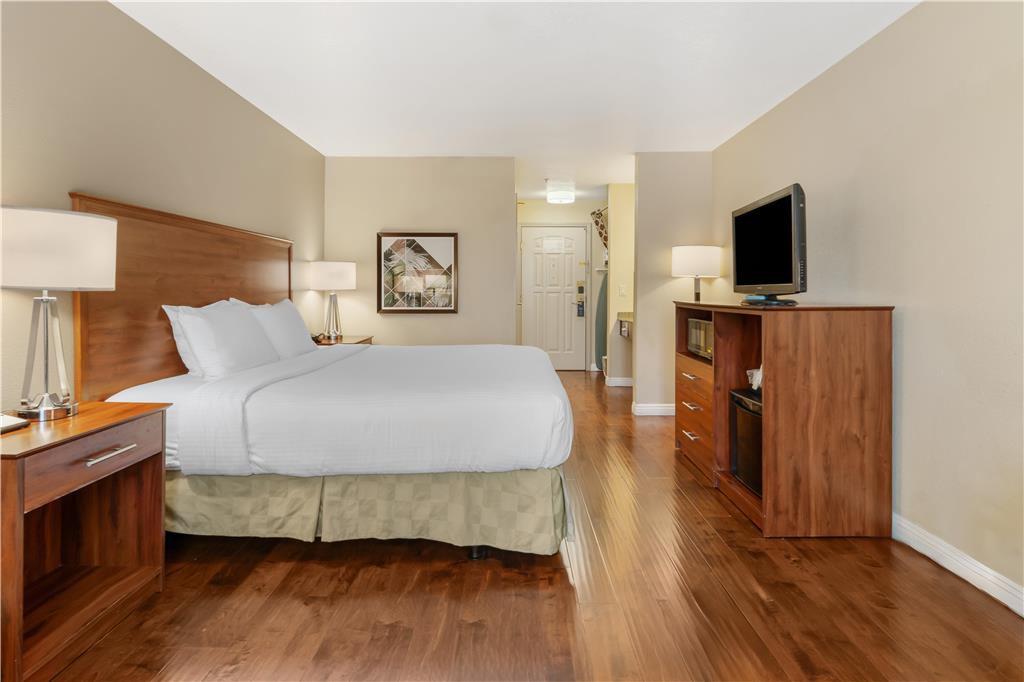 Фото Best Western Plus John Jay Inn & Suites