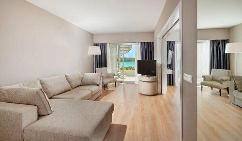 Гостиница Hipotels Mediterráneo Hotel - Adults Only в Са-Коме