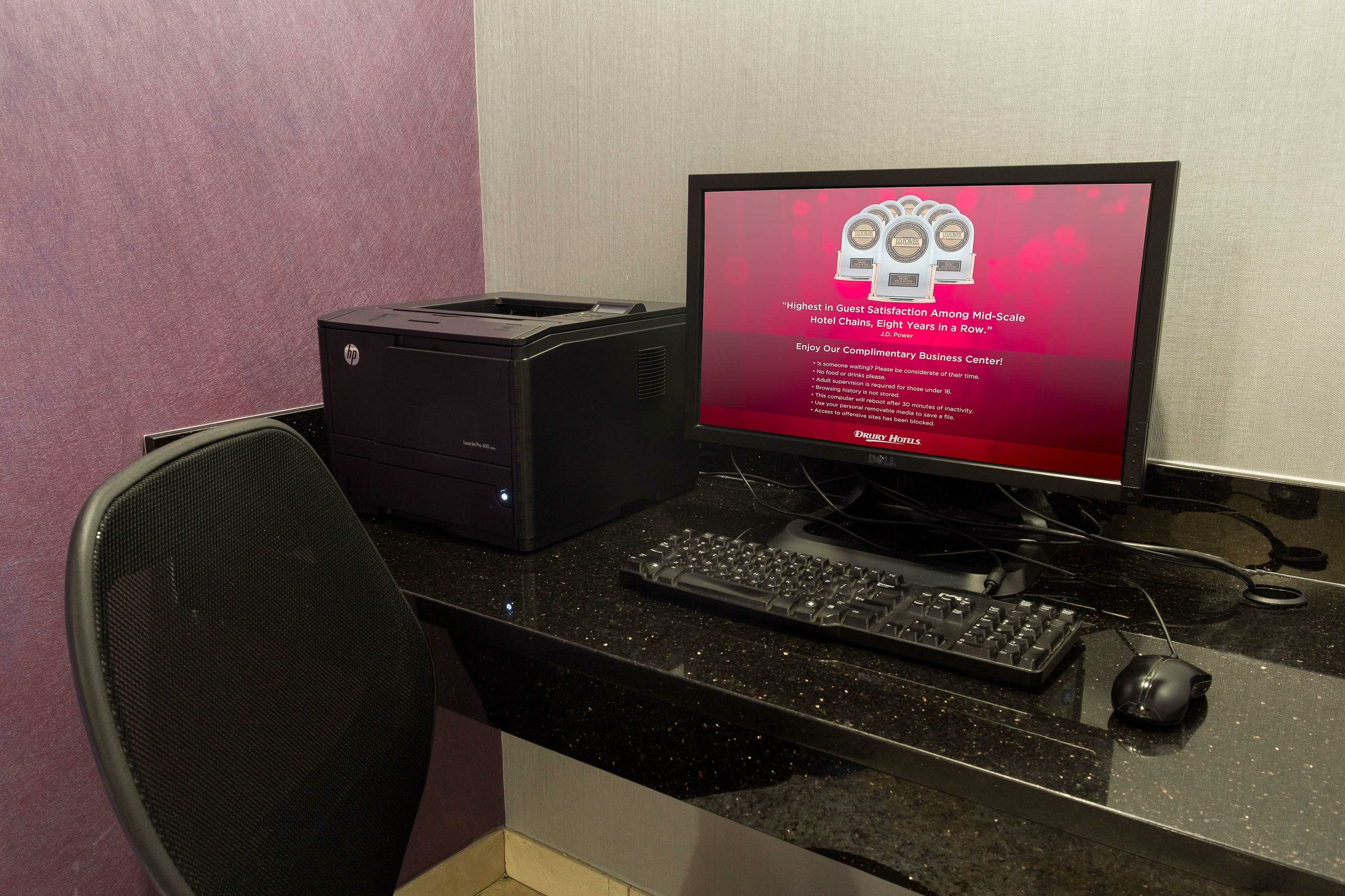 Фото Drury Inn & Suites Atlanta Airport