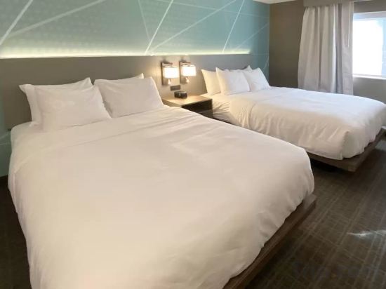 Фото Comfort Inn & Suites