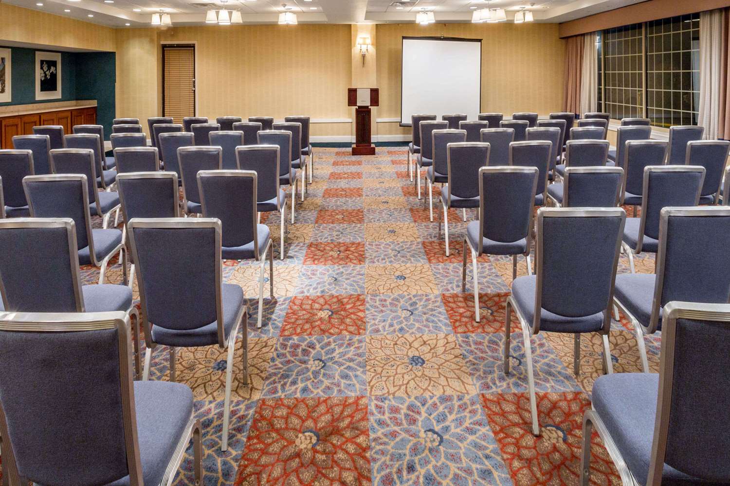 Фото Wyndham Garden Manassas