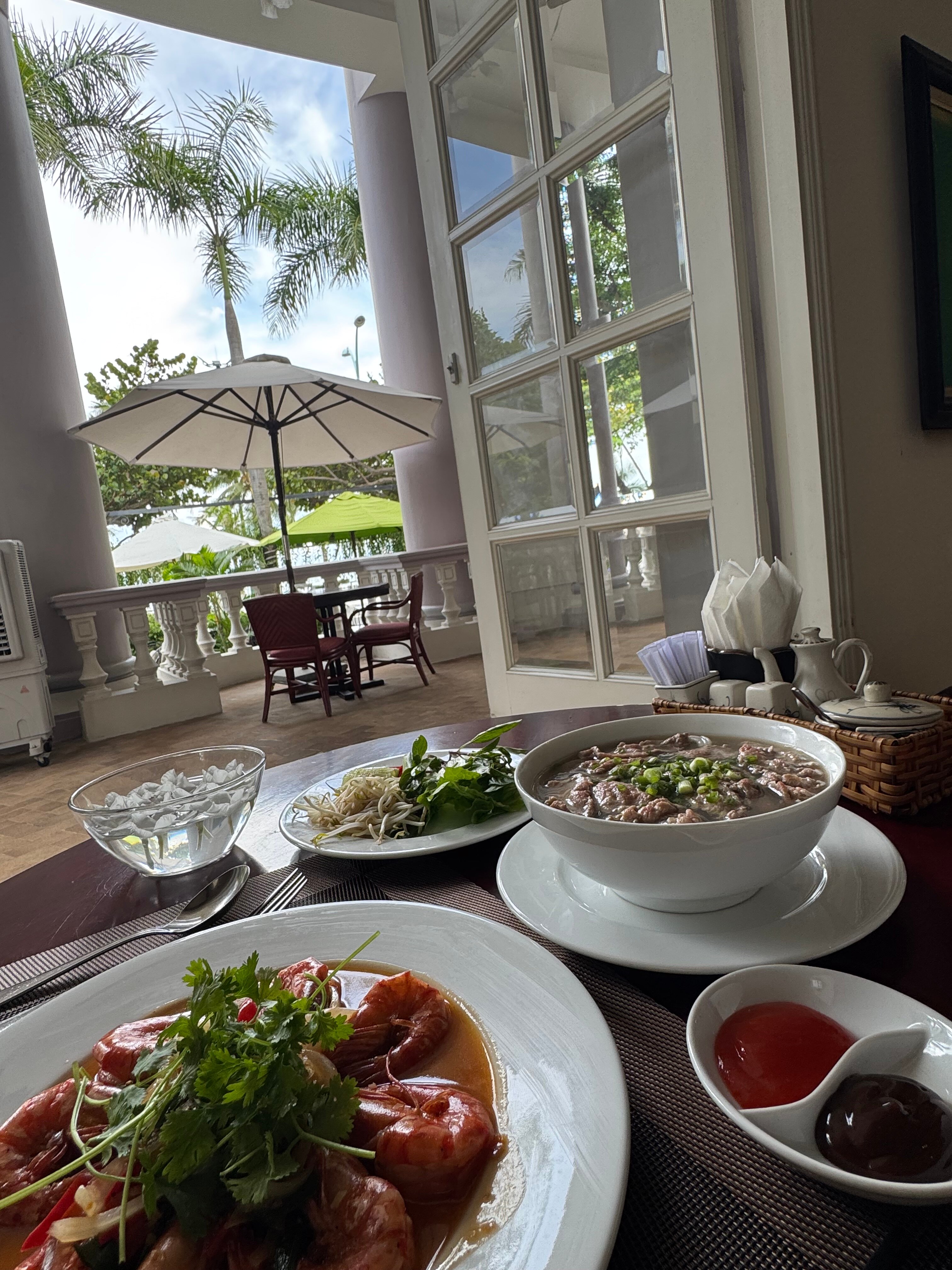 Фото Sunrise Nha Trang Beach Hotel & Spa