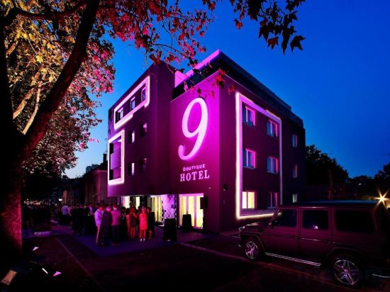 Фото Hotel 9
