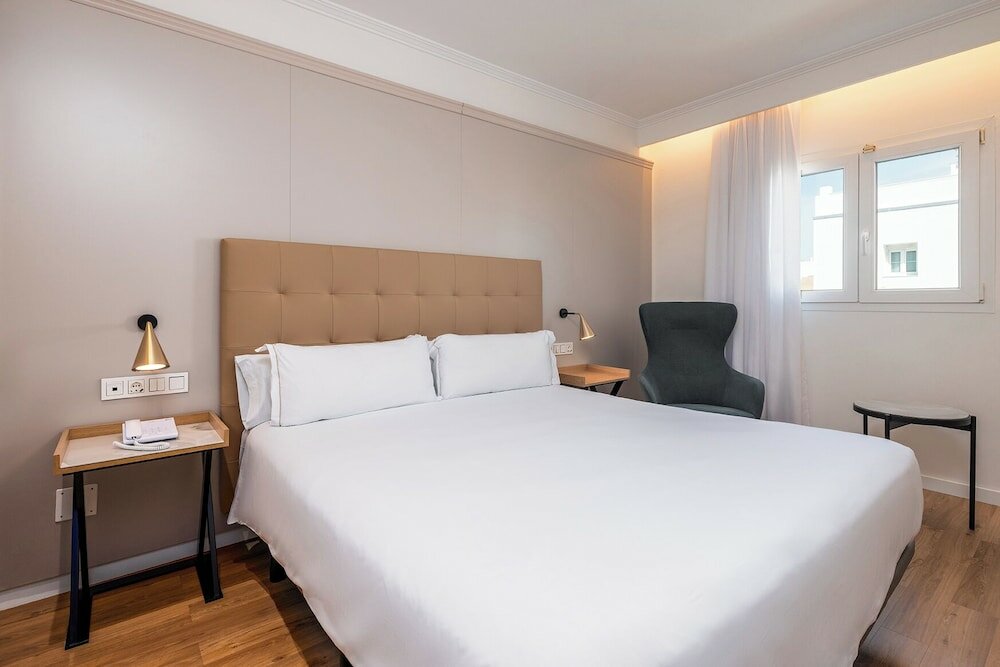 Фото Senator Cádiz SPA Hotel