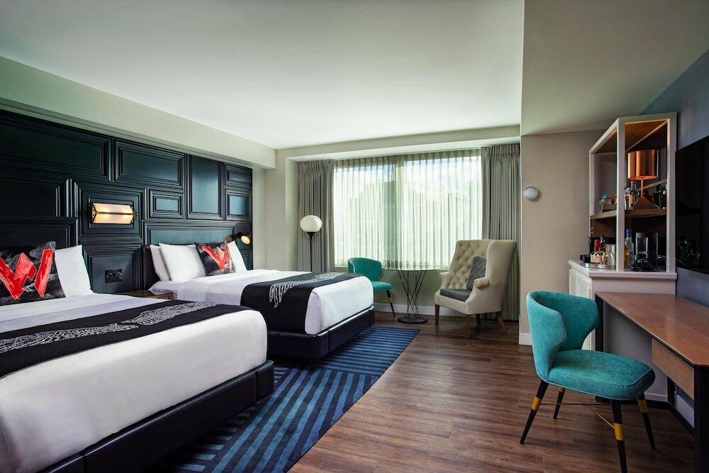 Фото W Boston, a Marriott Hotel