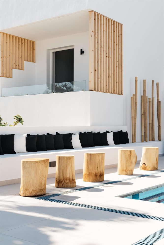 Фото Petradi Beach Lounge Hotel