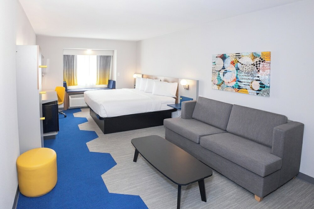 Фото Microtel Inn & Suites by Wyndham Wellsville