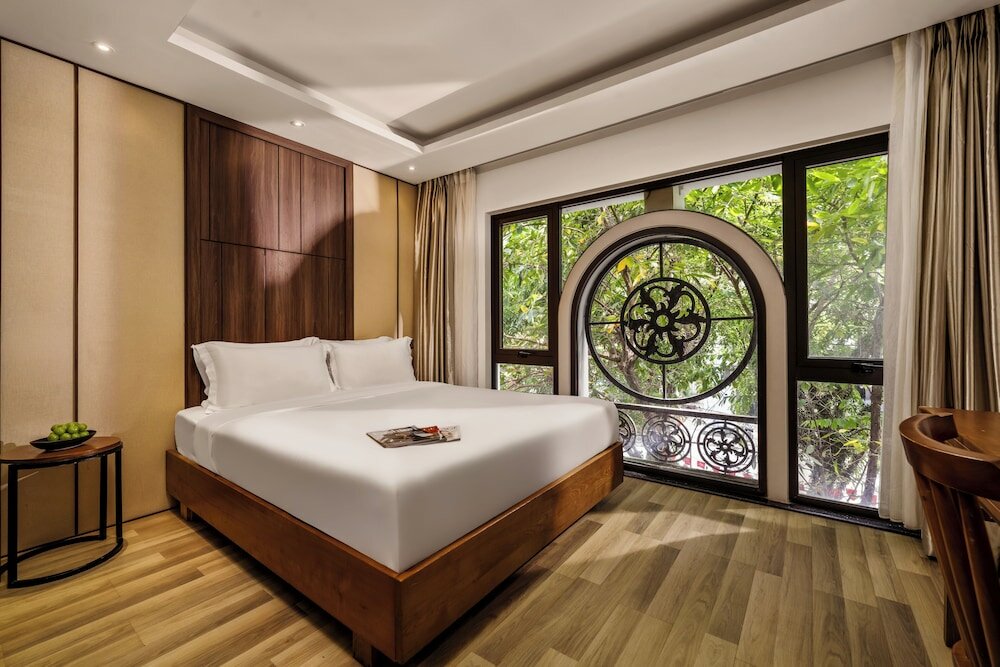 Фото Brilliant Majestic Hotel