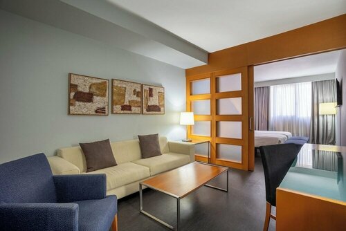 Внешний вид отеля Hotel Silken Atlántida Santa Cruz в Санта-Крус-де-Тенерифе, фото 5