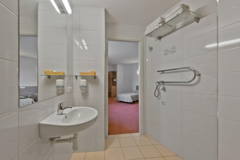 Фото Green Vilnius Hotel