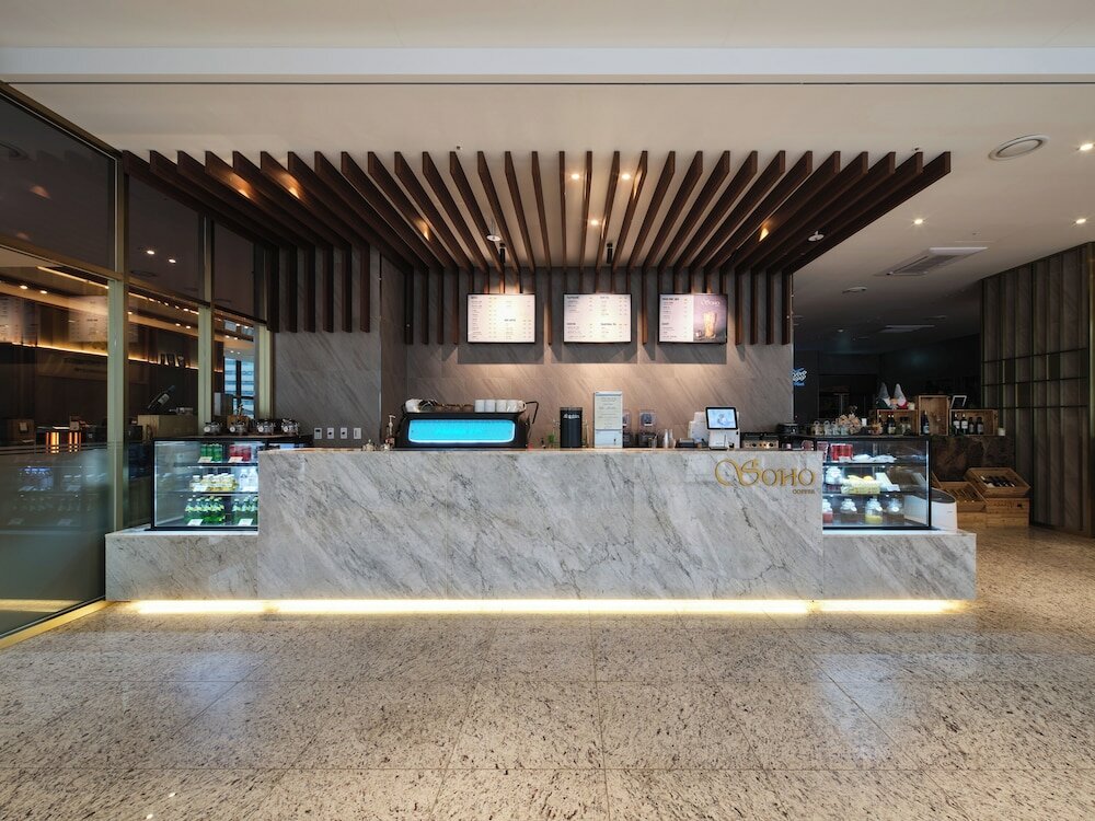 Фото Stanford Hotel Myeongdong