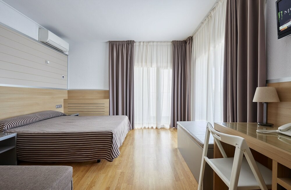 Фото Gran Hotel Flamingo