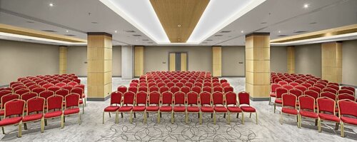 Гостиница Ramada Plaza by Wyndham Eskisehir в Инёню