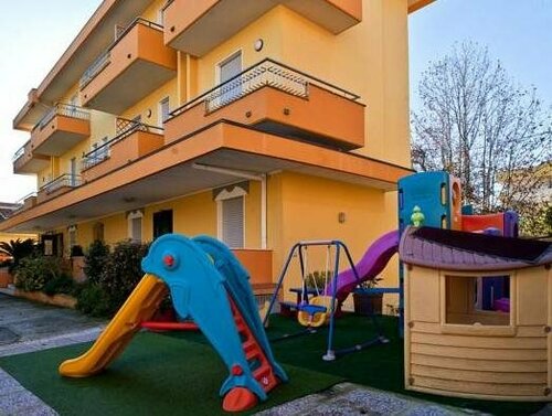 Внешний вид отеля Albergo Ristorante Pozzi в Беллария-Иджеа-Марине, фото 4