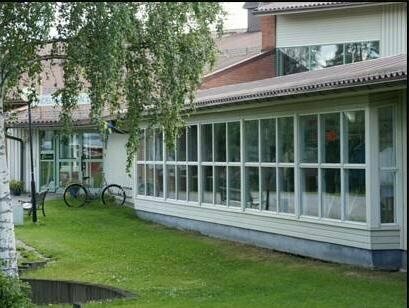 Гостиница Hotell Vindelngallerian в Лене Вестерботтен