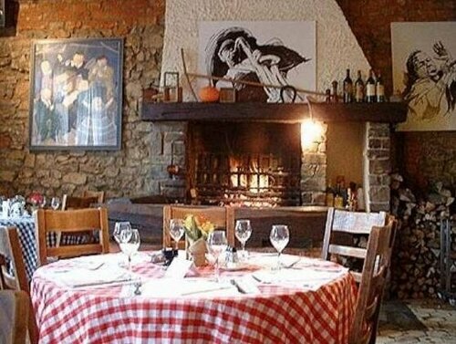 Гостиница Hôtel Les Paturelles в Авене-сюр-Эльпе