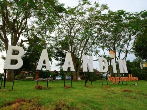 Baandin Wangnaamkeaw