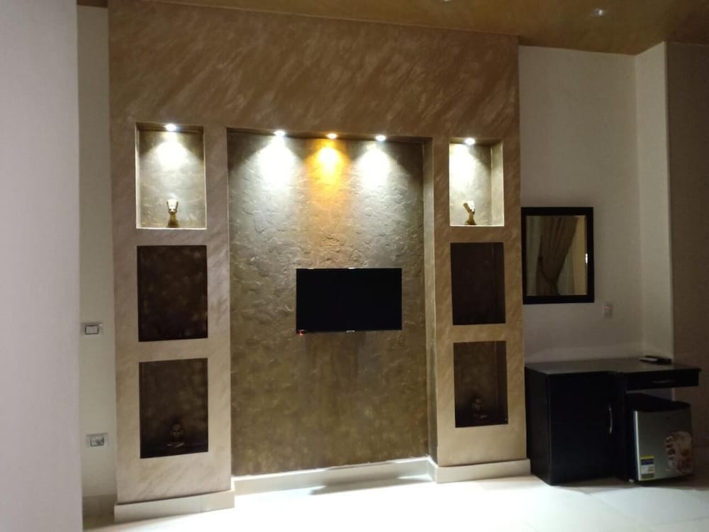 New City Hotel - 19