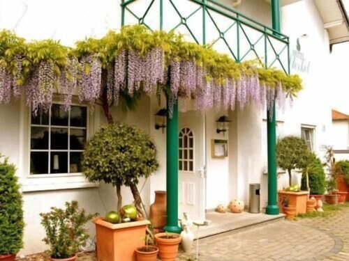 Гостиница Hotel Sterkel в Рёдермарке