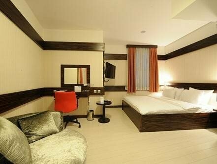 Гостиница Wes Hotel в Измите