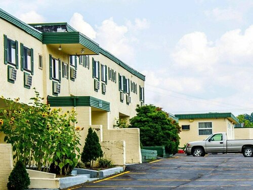Гостиница Rodeway Inn Moosic - Scranton в Скрантоне