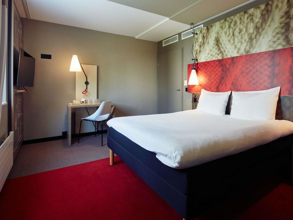 Фото ibis Zurich Messe Airport