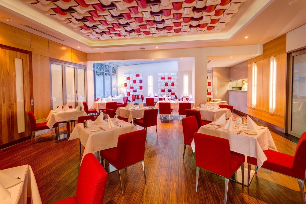 Фото Mantra Charles Hotel Launceston