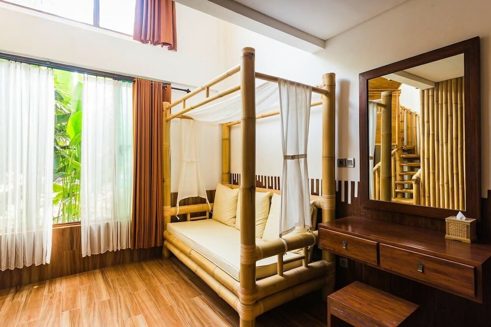 Фото Karang Lila Bhuana