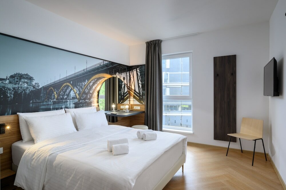Фото B&B Hotel Maribor