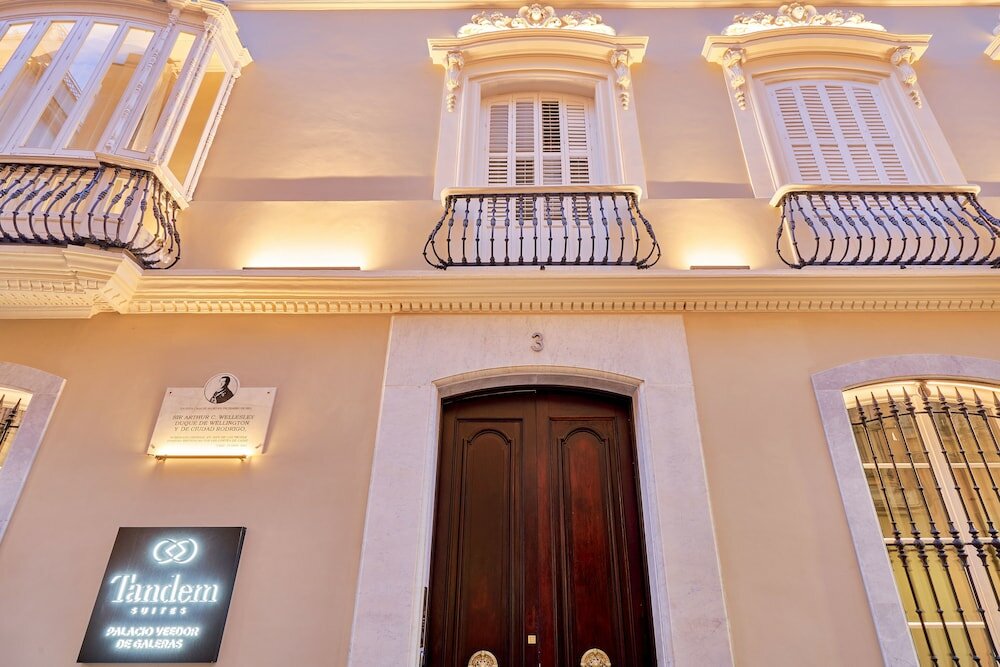 Фото Tandem Veedor De Galeras Suites