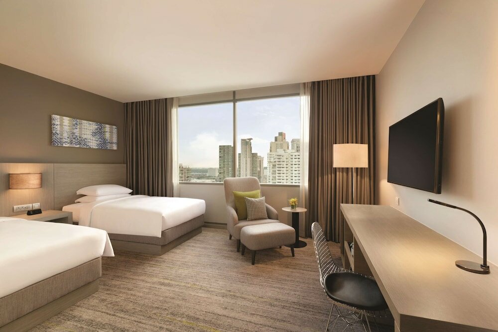 Фото Hyatt Place Bangkok Sukhumvit 24