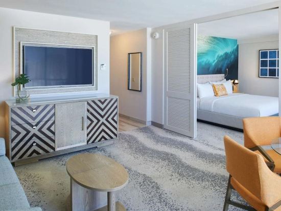 Фото Outrigger Waikiki Beachcomber Hotel