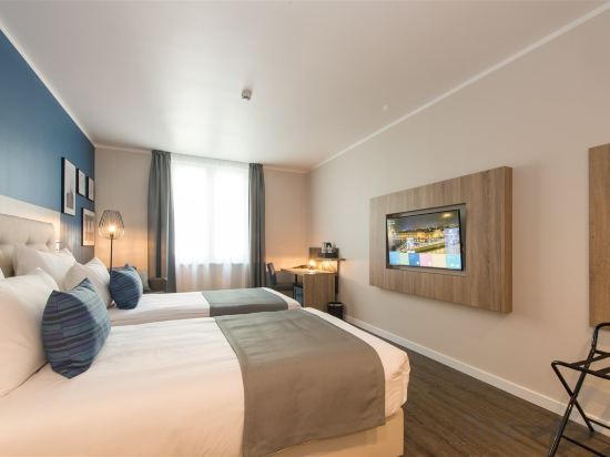 Фото Three Corners Lifestyle Hotel