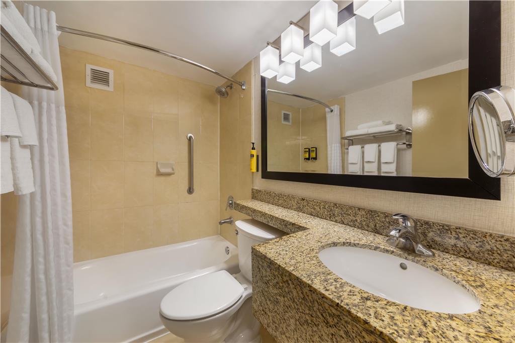 Фото Best Western Plus North Miami/Bal Harbour