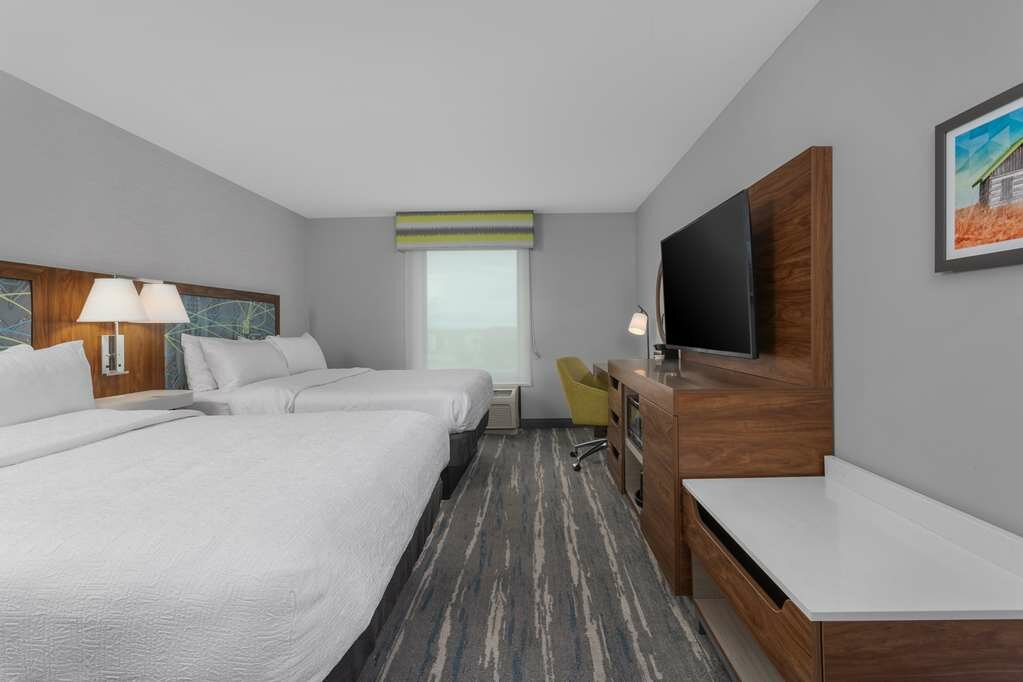 Фото Hampton Inn & Suites Lincoln - Northeast I-80