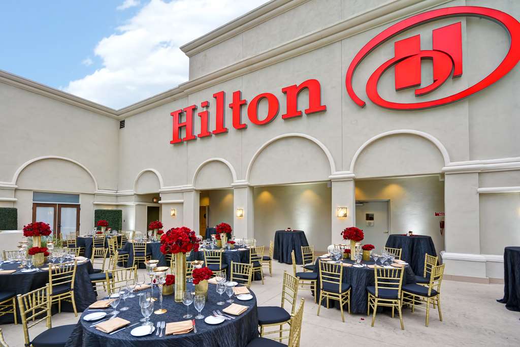 Фото Hilton Checkers