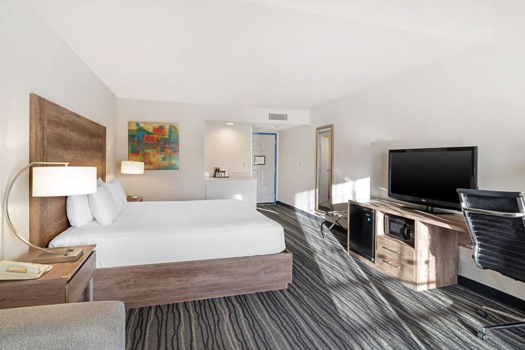 Фото Best Western Posada Royale Hotel & Suites