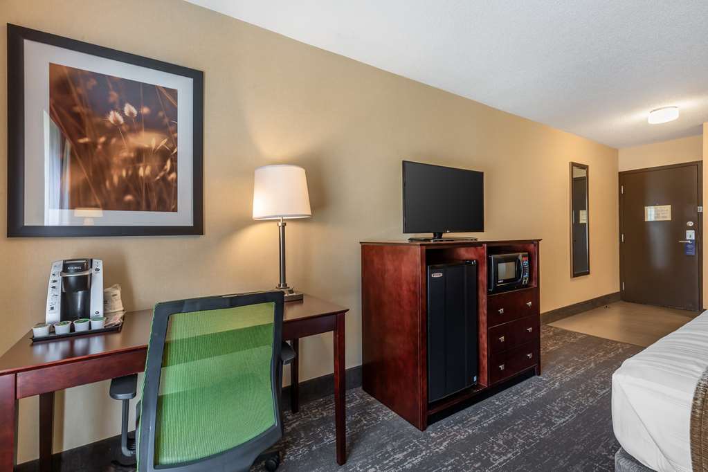 Фото Best Western Braintree Inn