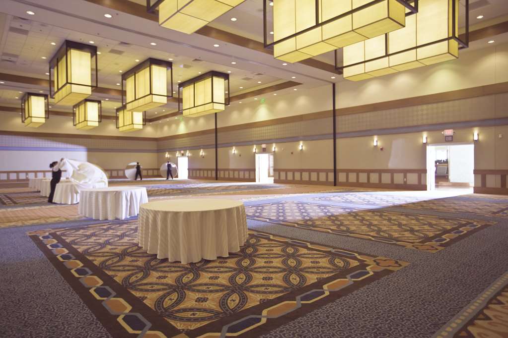 Фото DoubleTree by Hilton Hotel Phoenix Tempe