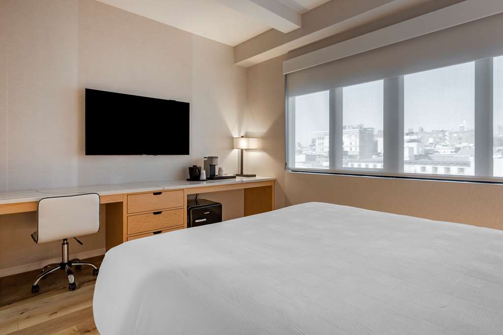 Фото Best Western Plus Soho Hotel